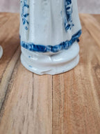 Duo de petits personnages en porcelaine bleue et blanche 🎩👒