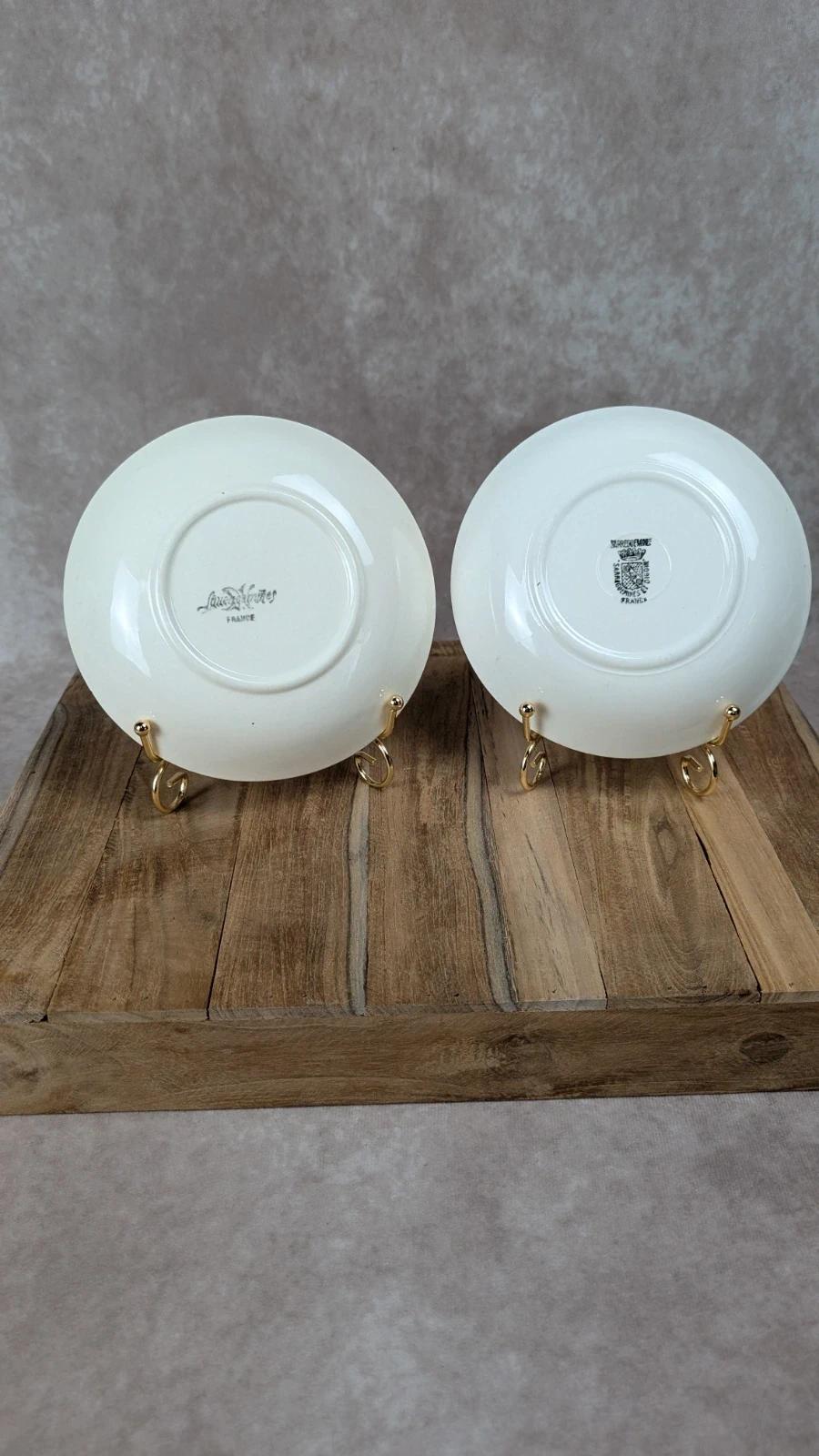 Duo de sous - tasses anciennes Sarreguemines & Digoin – décor doré