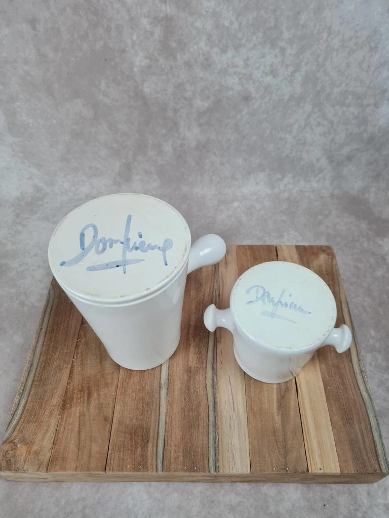 Duo vintage signé Dompierre – cafetière et pot à lait en faïence décor bleu et orange