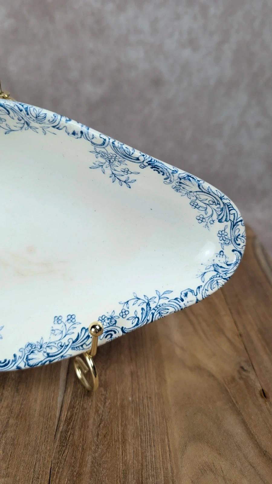 Ravier ancien en terre de fer – décor bleu