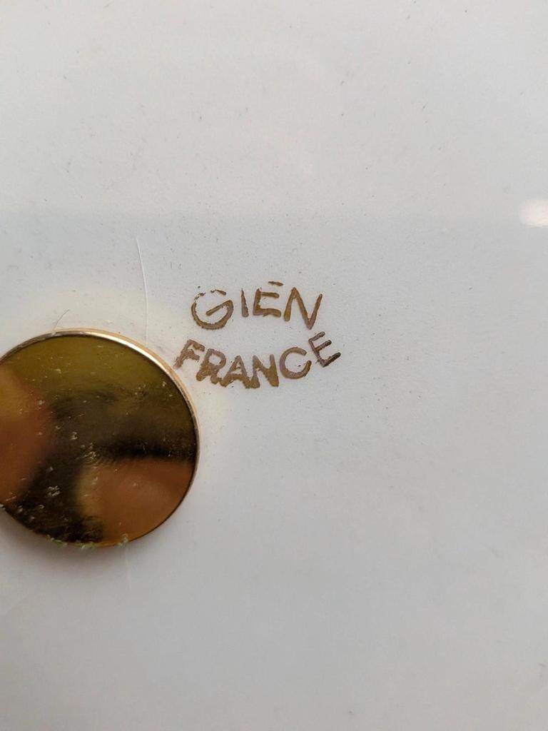 Serviteur muet 2 étages en faïence de Gien – Oiseaux exotiques – Métal doré