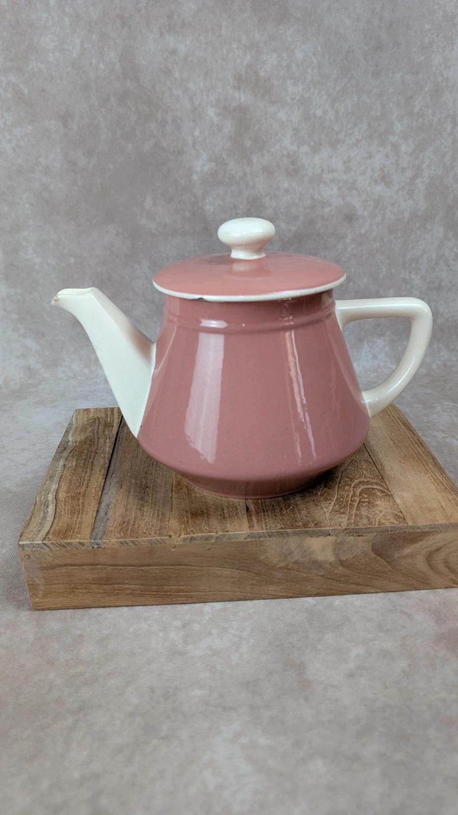 Théière vintage Villeroy & Boch Salam France rose poudré