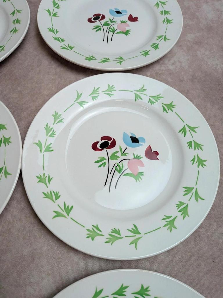 Lot de 6 assiettes plates en terre de fer Digoin Sarreguemines – Modèle Poupette – Vintage