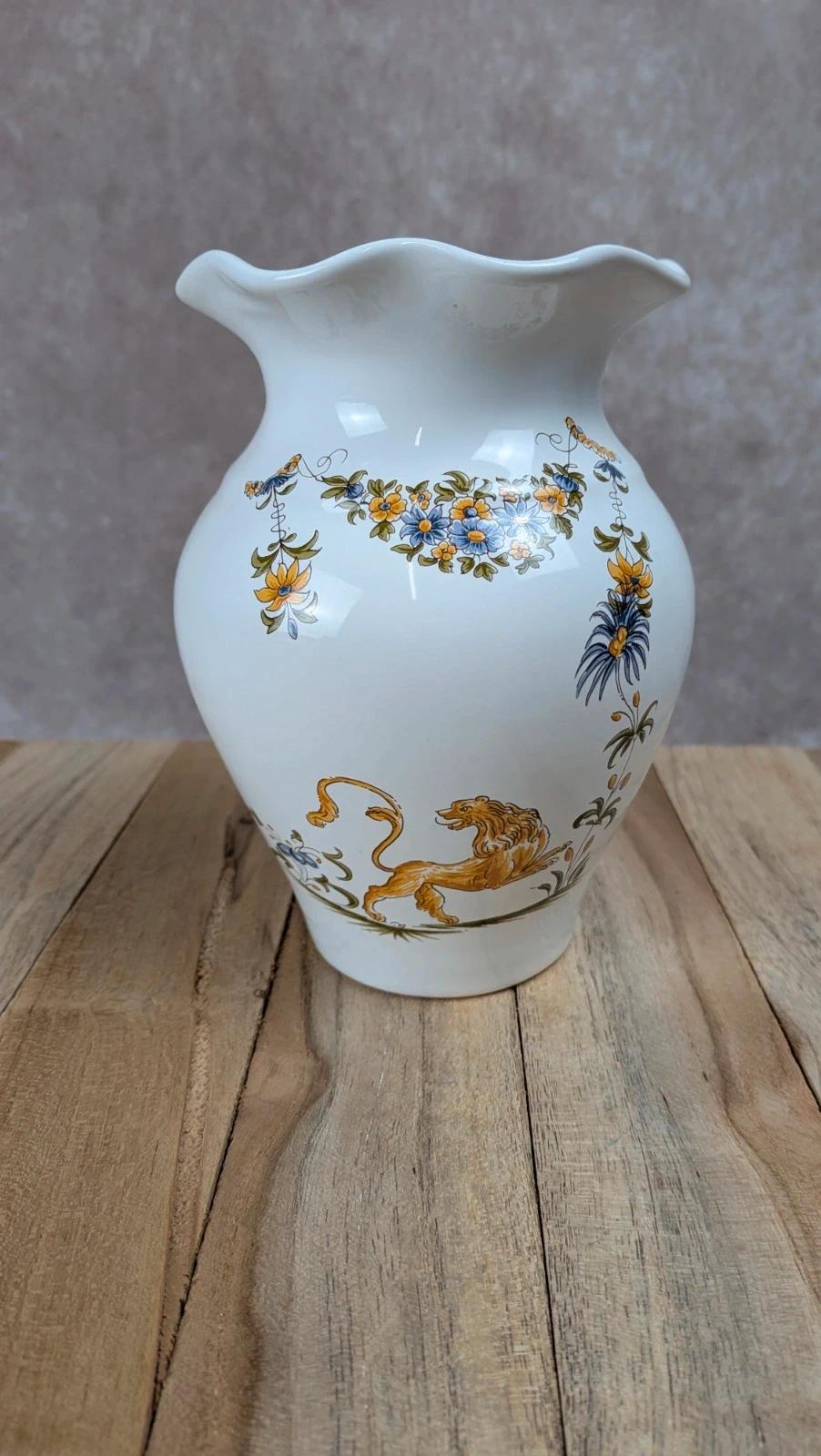 Vase faïence décor Moustiers style champêtre