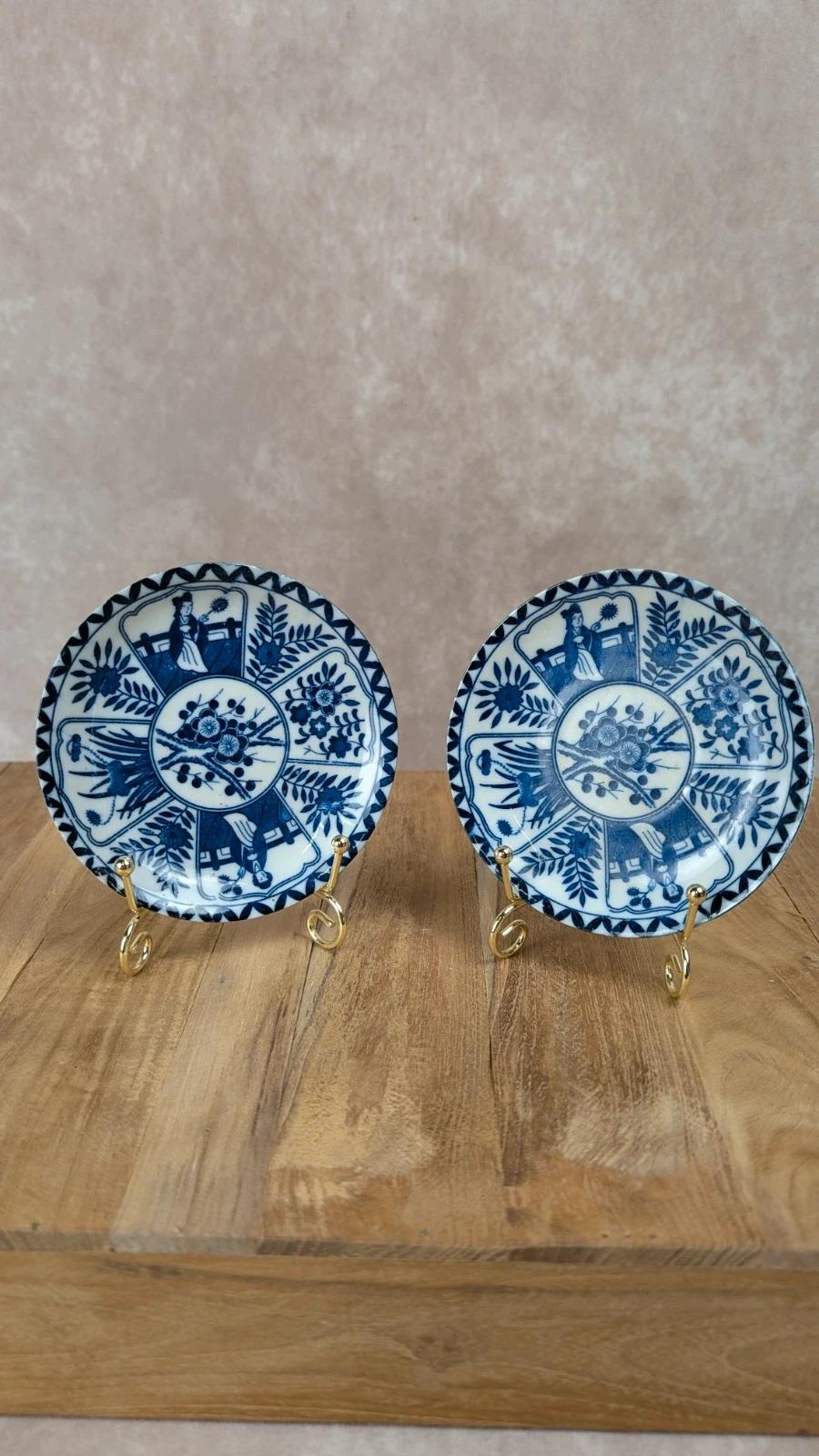 Paire de sous-coupes anciennes bleues décor oriental