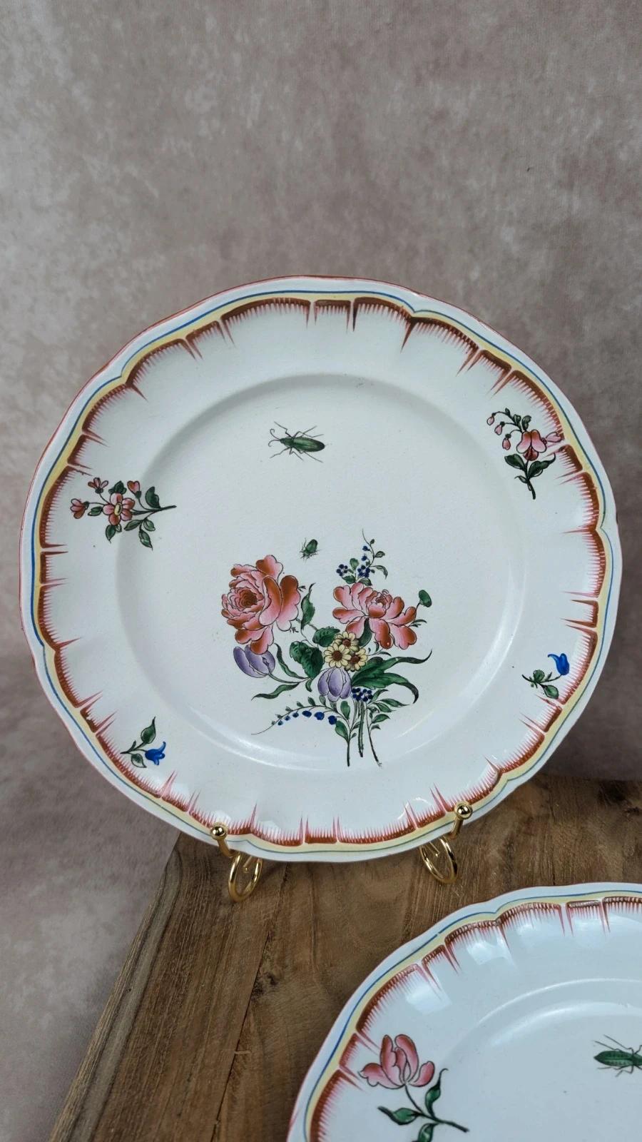 Lot de 3 assiettes anciennes Luneville décor floral & insectes