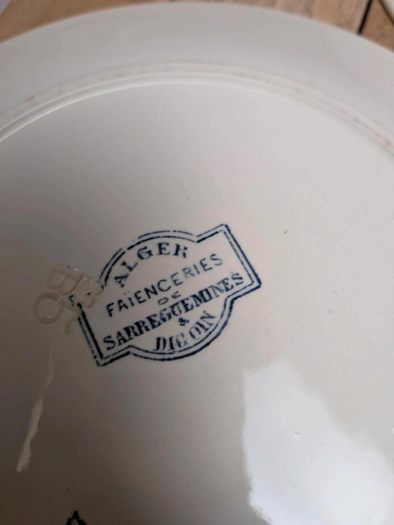 Lot de 3 assiettes à dessert Terre de fer Sarreguemines Digoin modèle Alger