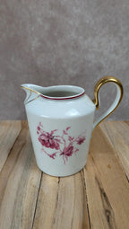 Petit pot à lait en porcelaine de Limoges B&c décor floral rose