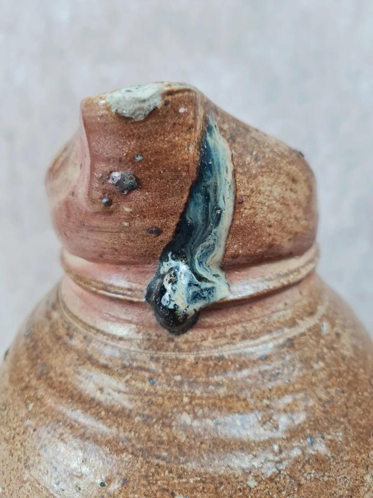 🏺 Ancien pichet en grès vernissé, travail artisanal