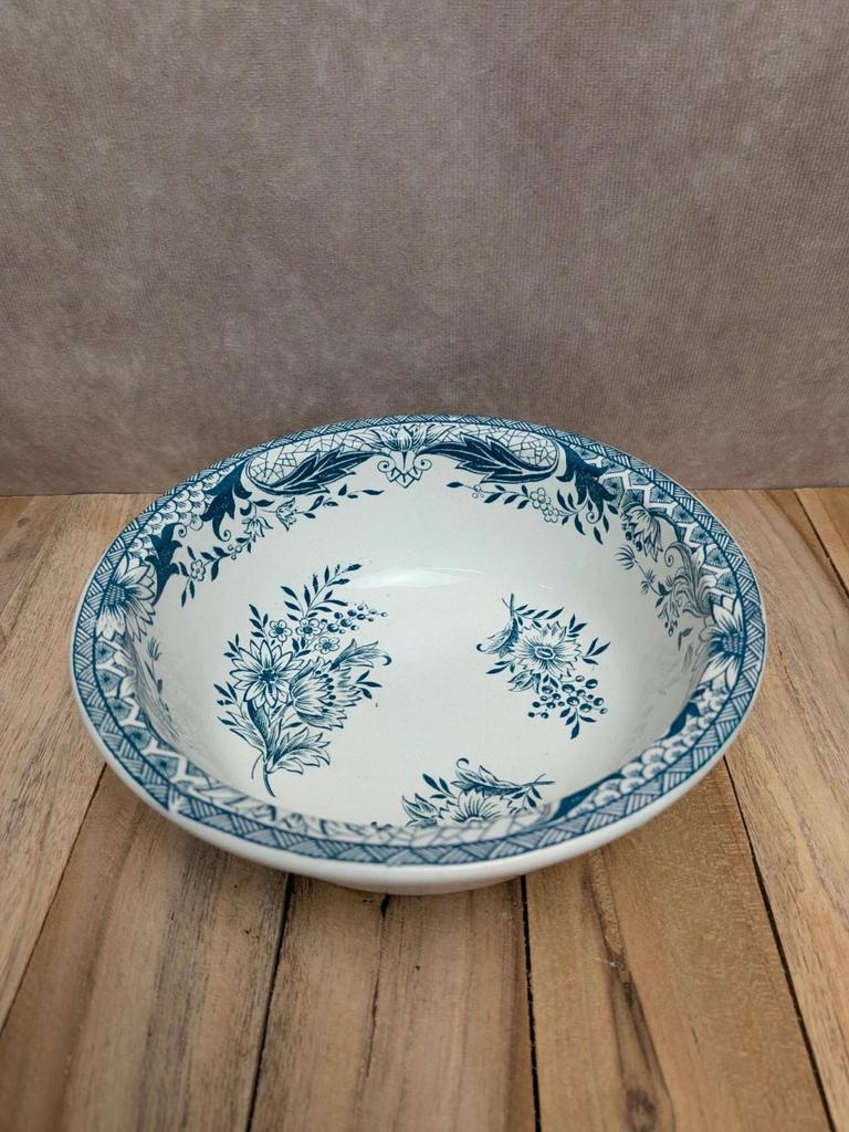 Bol ancien Saint-amand modèle Japonais terre de fer