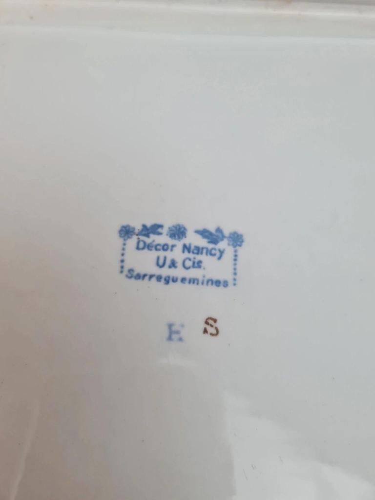 Légumière ancienne en bn terre de fer Sarreguemines “nancy” complète – plat + couvercle 💙