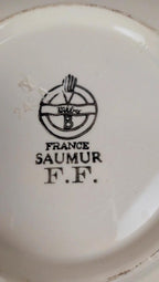 Plat creux ancien Villeroy & Boch – décor floral – esprit viennois