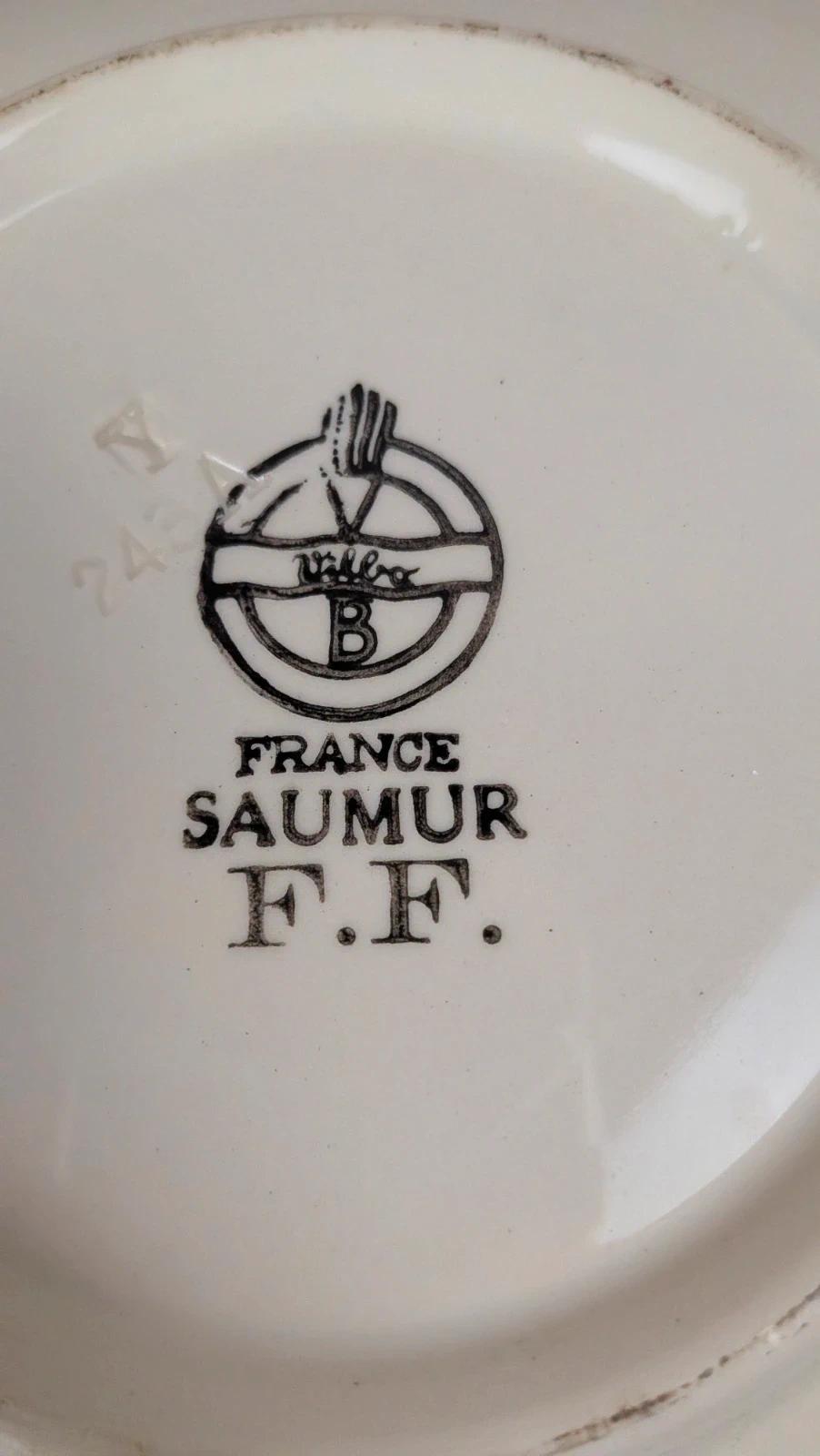 Plat creux ancien Villeroy & Boch – décor floral – esprit viennois