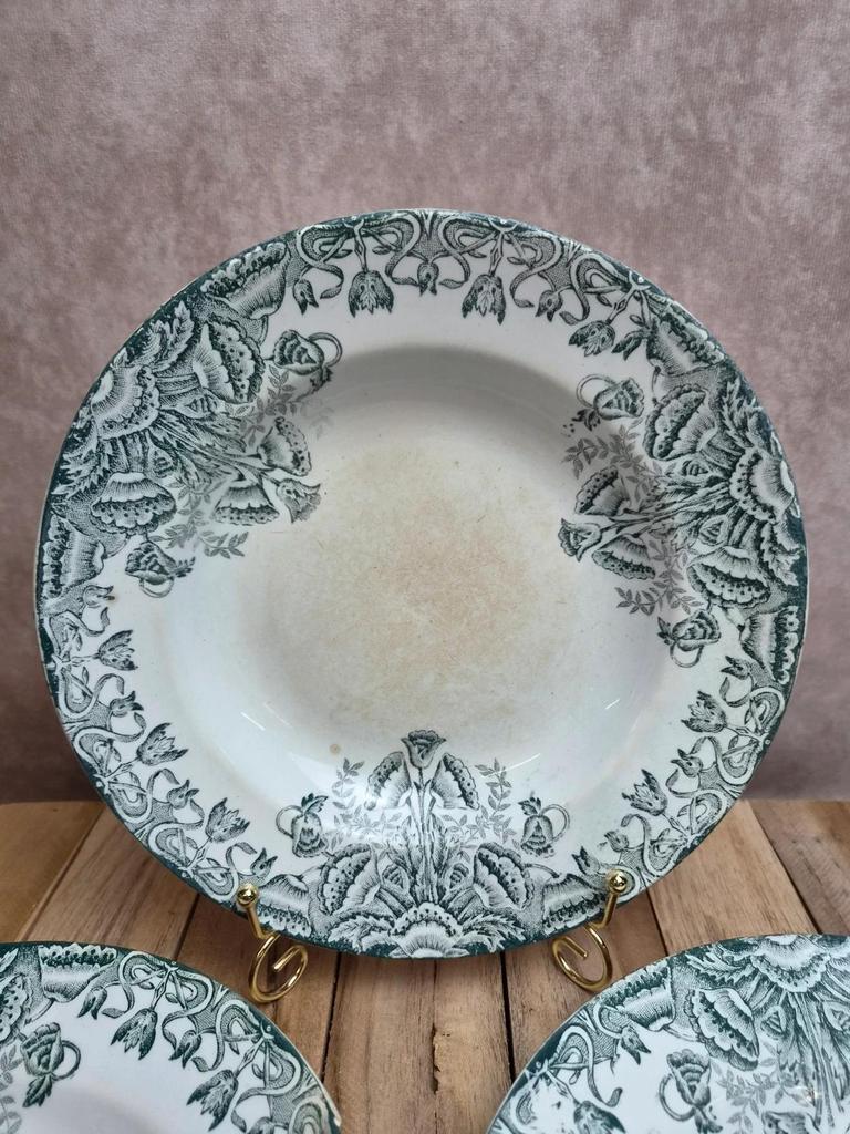 Lot 3 assiettes creuses Terre de Fer A. Lebacqz & M. Bouchart Floral
