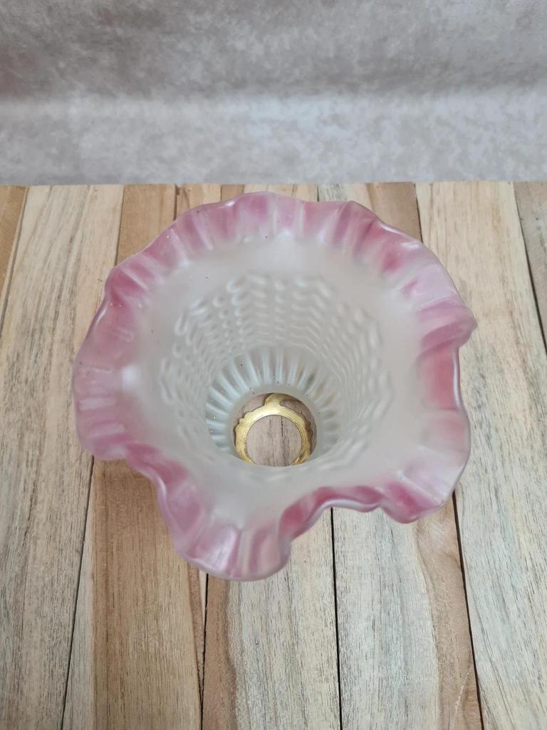 Applique / abat-jour vintage verre moulé rose givré – style tulipe 🌸