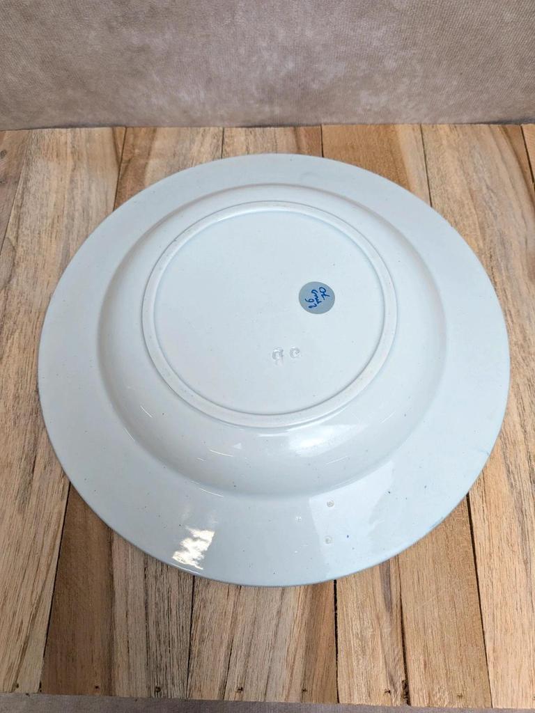 Assiette creuse ancienne terre de fer modèle Margot Saint-amand