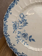 Assiette ancienne en terre de fer Clairefontaine, modèle Montespan