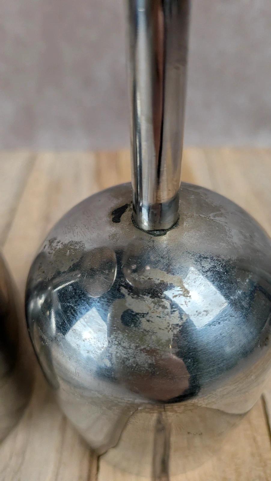 Lot de 2 verres à pied en métal argenté vintage