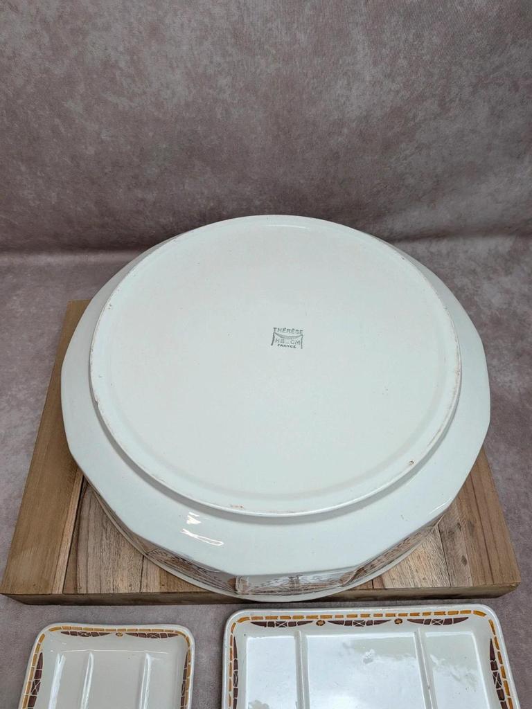 Ensemble de toilette ancien terre de fer Hbcm Thérèse broc bassine Art déco