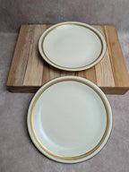 Lot de 2 assiettes anciennes en porcelaine de Limoges – Frises dorées