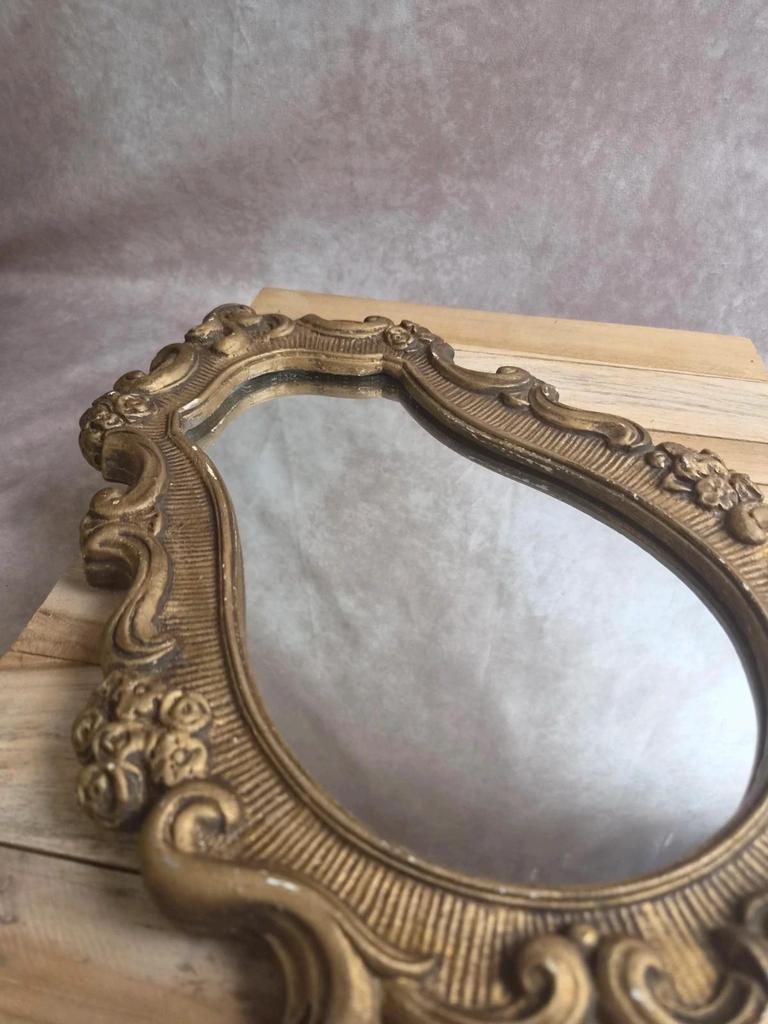 Miroir ancien doré en stuc – style Louis Xv rocaille – 42 cm