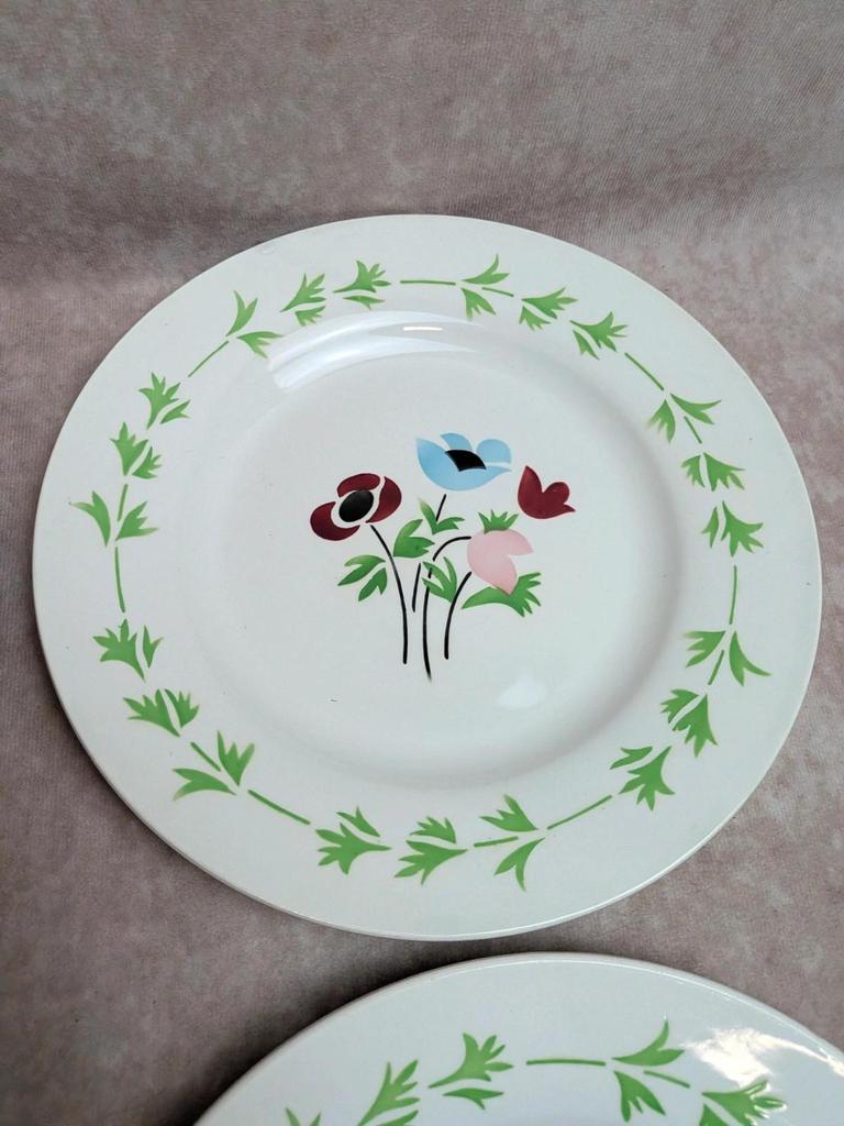 Lot de 6 assiettes plates en terre de fer Digoin Sarreguemines – Modèle Poupette – Vintage