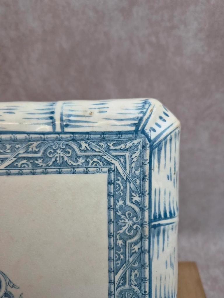 Dessous de plat ancien Creil et Montereau modèle Henry Ii – Terre de fer bleue