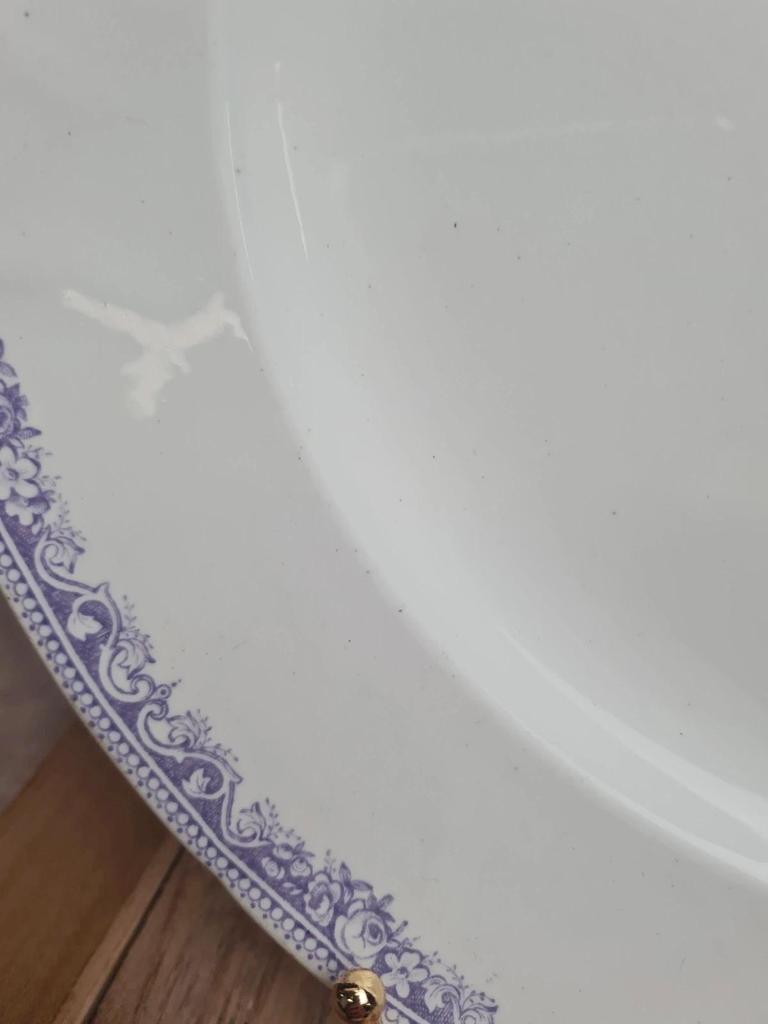 Grand plat rond ancien Jules Vieillard Bordeaux – décor mauve – faïence ancienne 💜