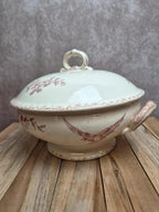 Petite soupière ancienne Sarreguemines modèle Favori rose – Terre de fer