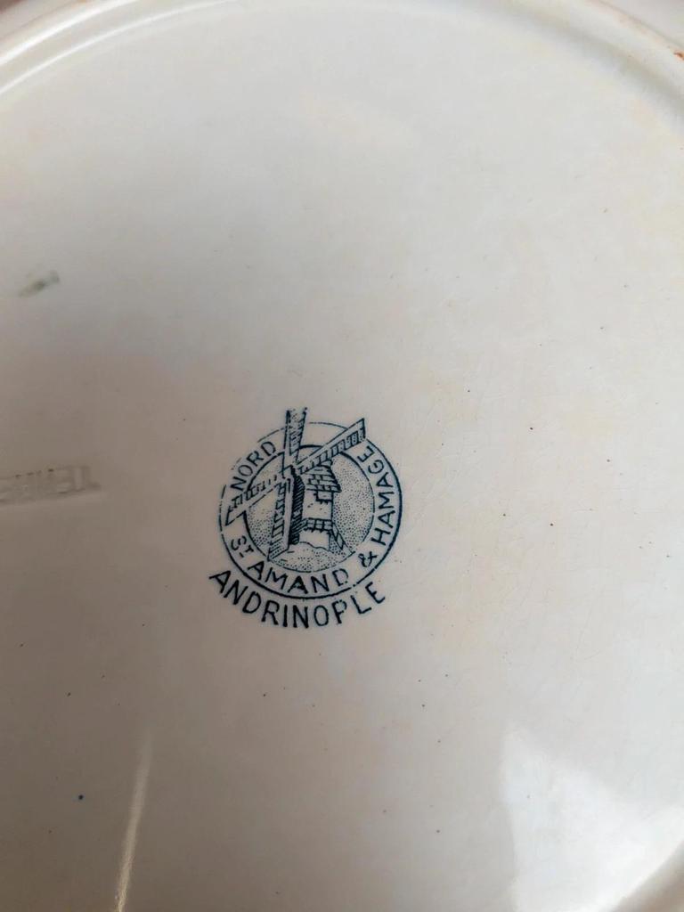 Plat creux Terre de Fer St Amand modèle Andrinople