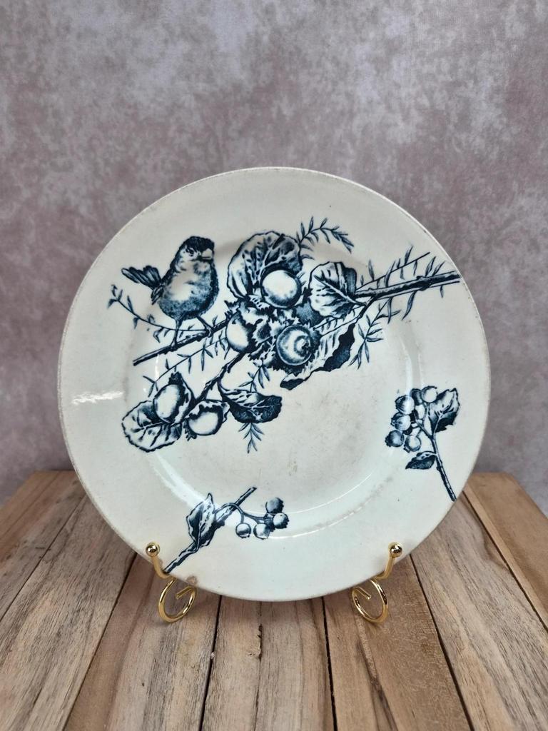 Assiette Terre de Fer Hb & Cie Choisy-le-roi – Oiseau & fruits – Xixe