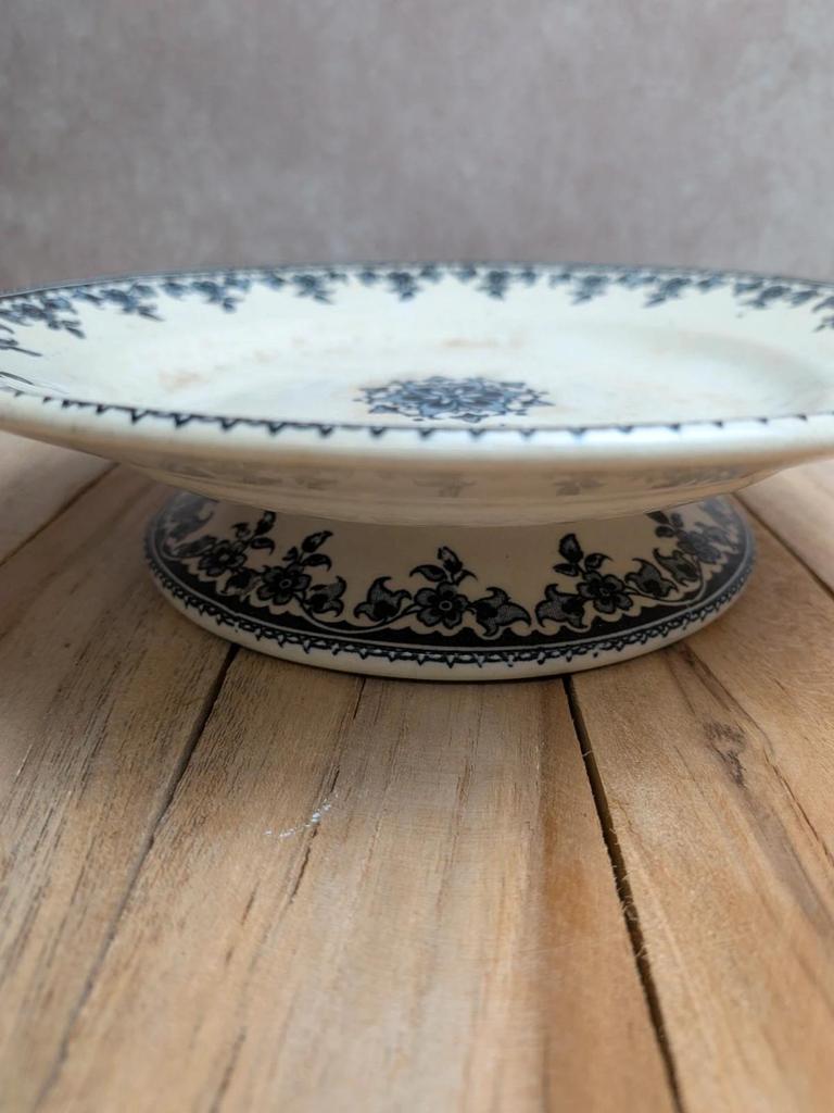 Compotier Terre de fer H. Boulenger & Cie – Modèle Gagny – Décor floral bleu