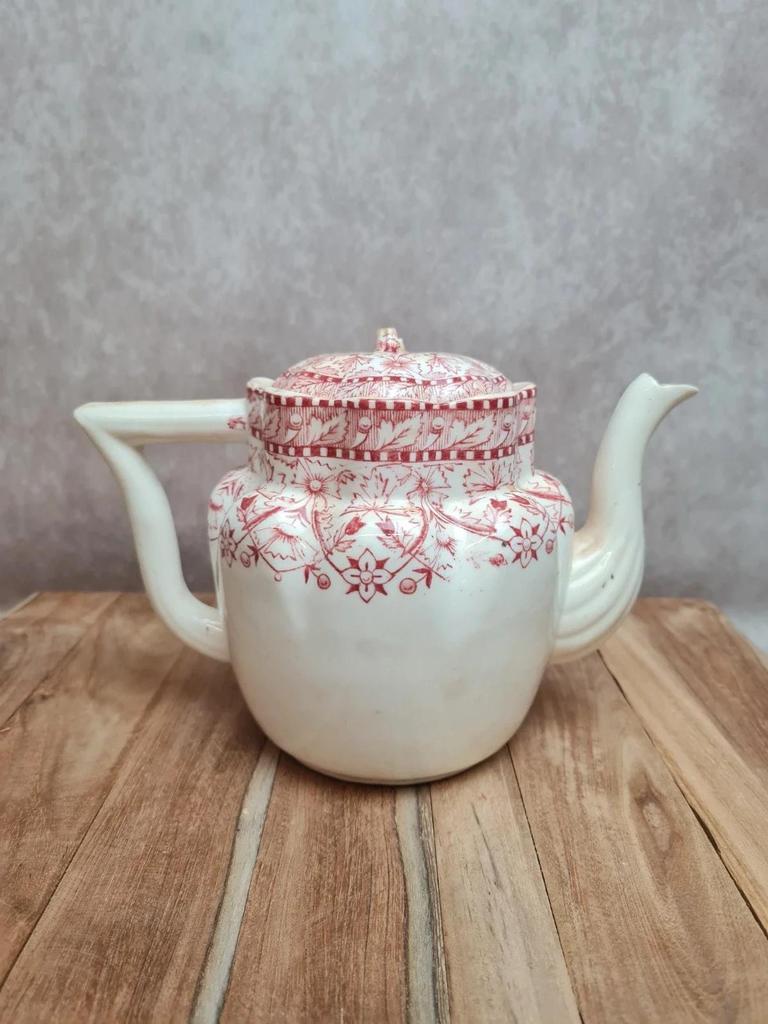 Théière anglaise Wileman Foley Shelley Rn148962 Dolly Varden décor rouge
