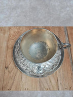 Élégante tasse et sous - tasse anciennes en métal argenté Gallia – modèle 4111
