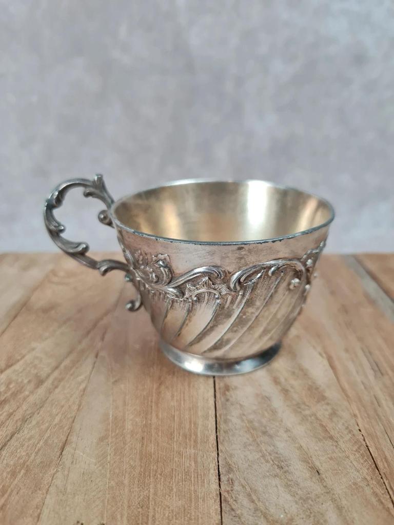 Élégante tasse et sous - tasse anciennes en métal argenté Gallia – modèle 4111