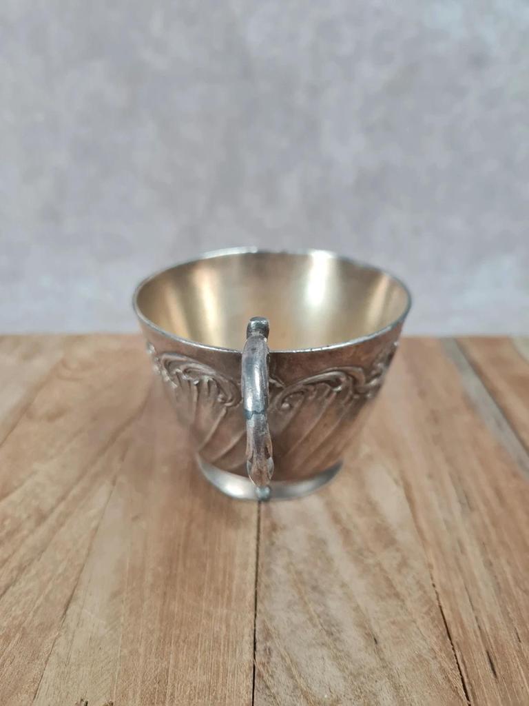 Élégante tasse et sous - tasse anciennes en métal argenté Gallia – modèle 4111