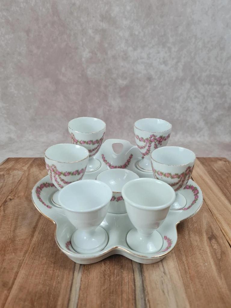 Ensemble de coquetiers vintage avec support – décor floral