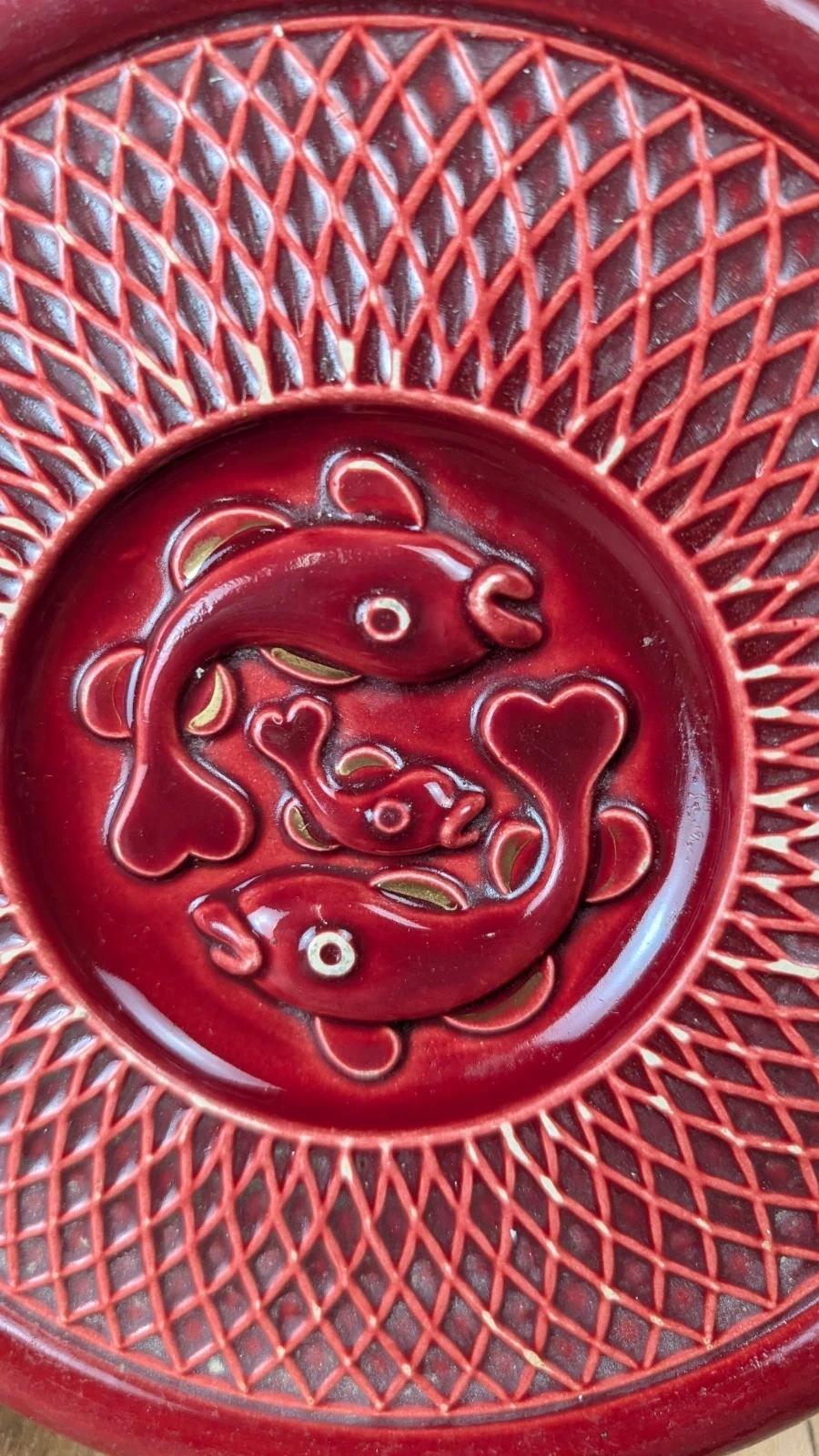 Ensemble vintage Verceram rouge bordeaux et doré