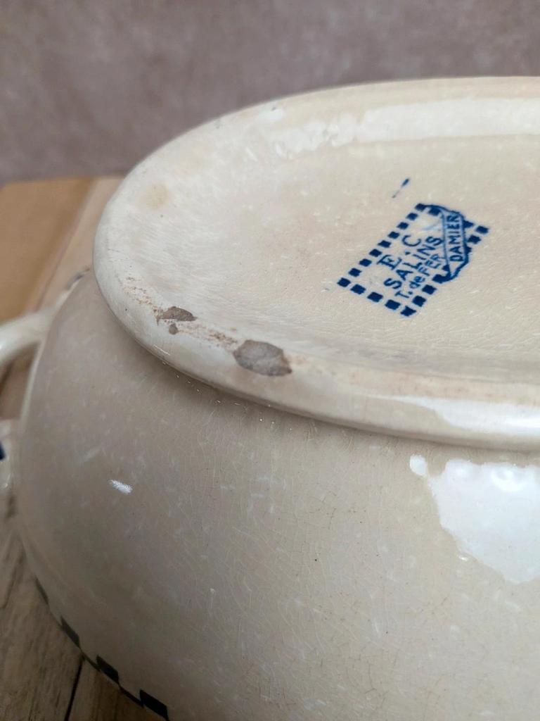Légumier Terre de fer Salins modèle Damier ancien
