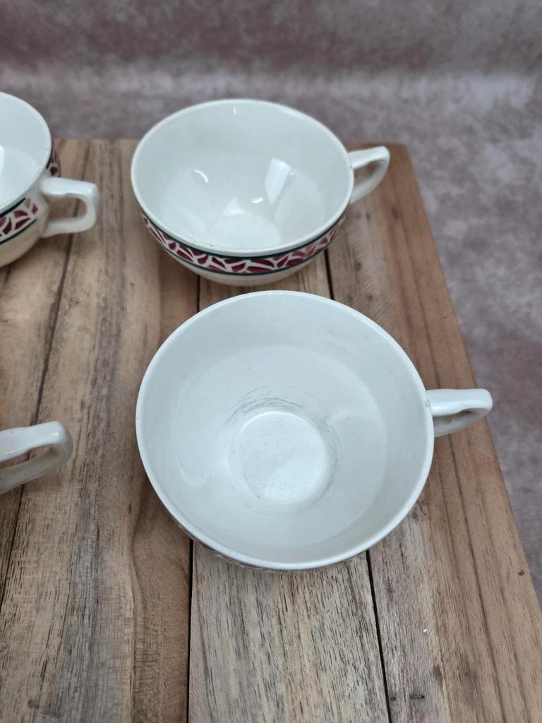 Lot de 6 tasses et sous-tasses vintage Saint-amand modèle Monaco