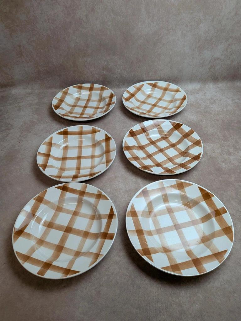 Lot de 6 assiettes creuses vintage Moulin des Loups – Décor à carreaux