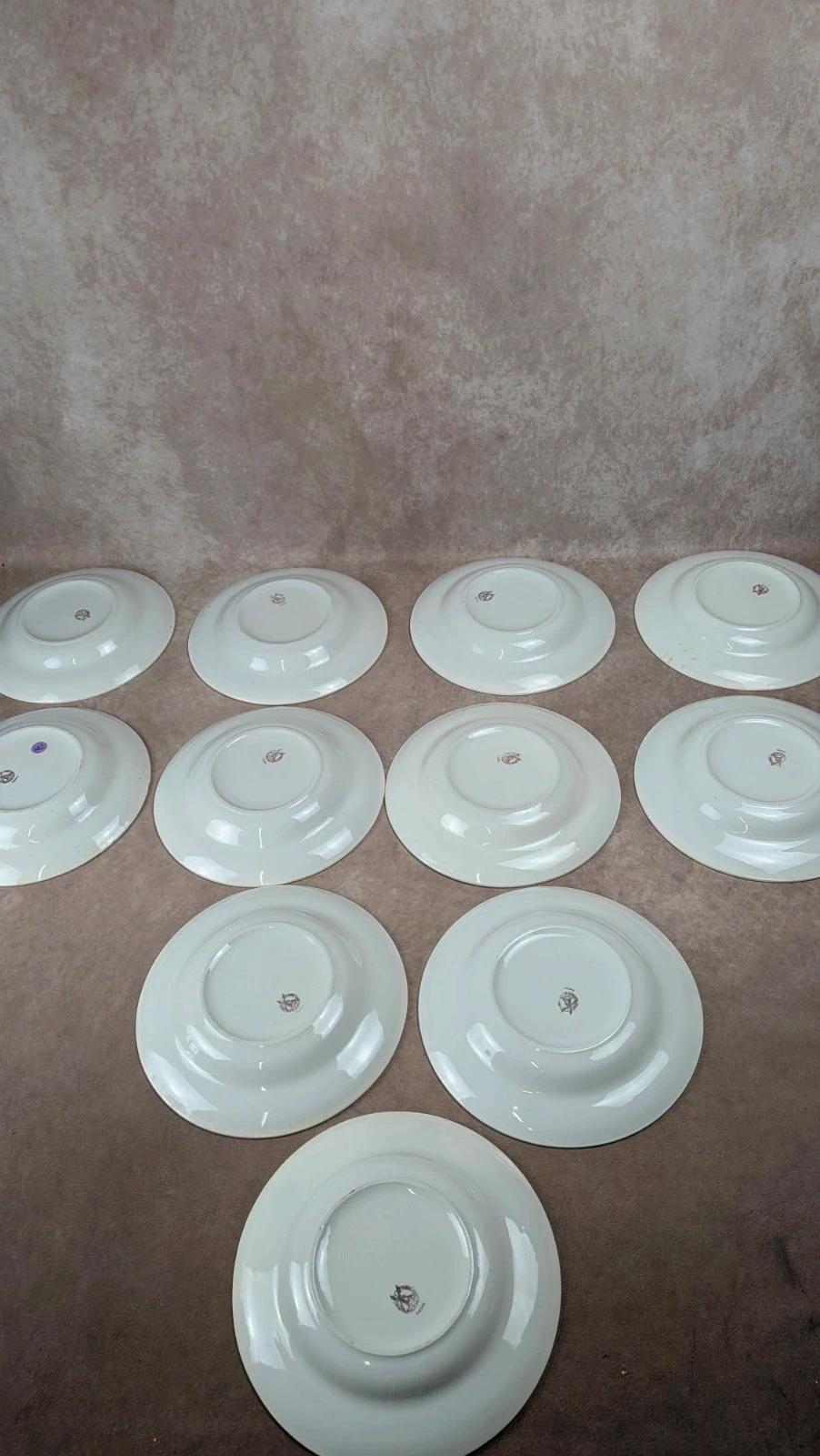 Lot de 11 assiettes creuses Trieste – Moulin des Loups