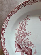 Plat creux ancien Creil & Montereau – modèle Lilas – Terre de fer – décor bordeaux 🌿