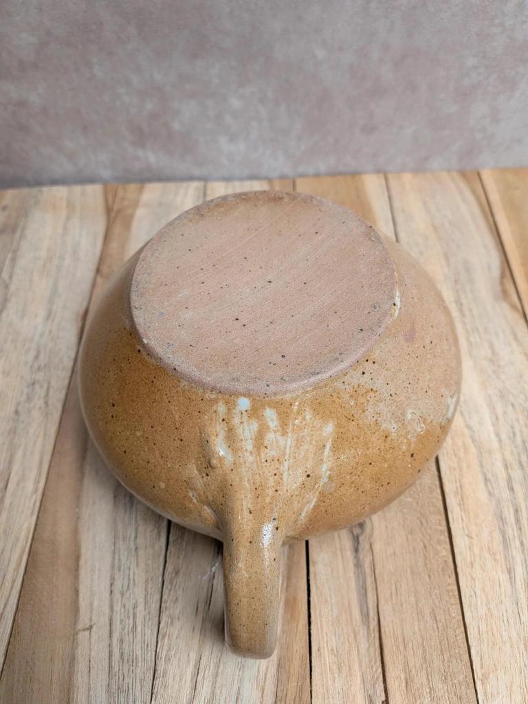 Théière vintage en grès émaillé beige moucheté – Style rustique