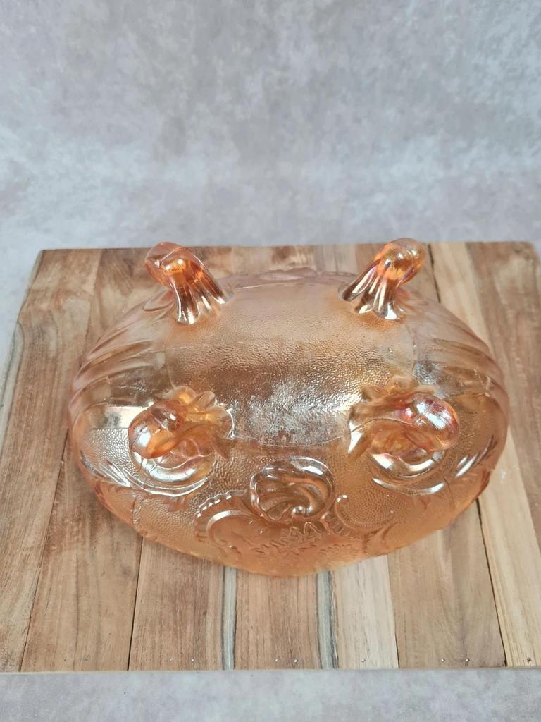 Coupe vintage en verre pressé orangé sur pieds 🧡