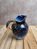 Petit pot à lait ancien Kg Lunéville bleu cobalt décor émaillé en relief