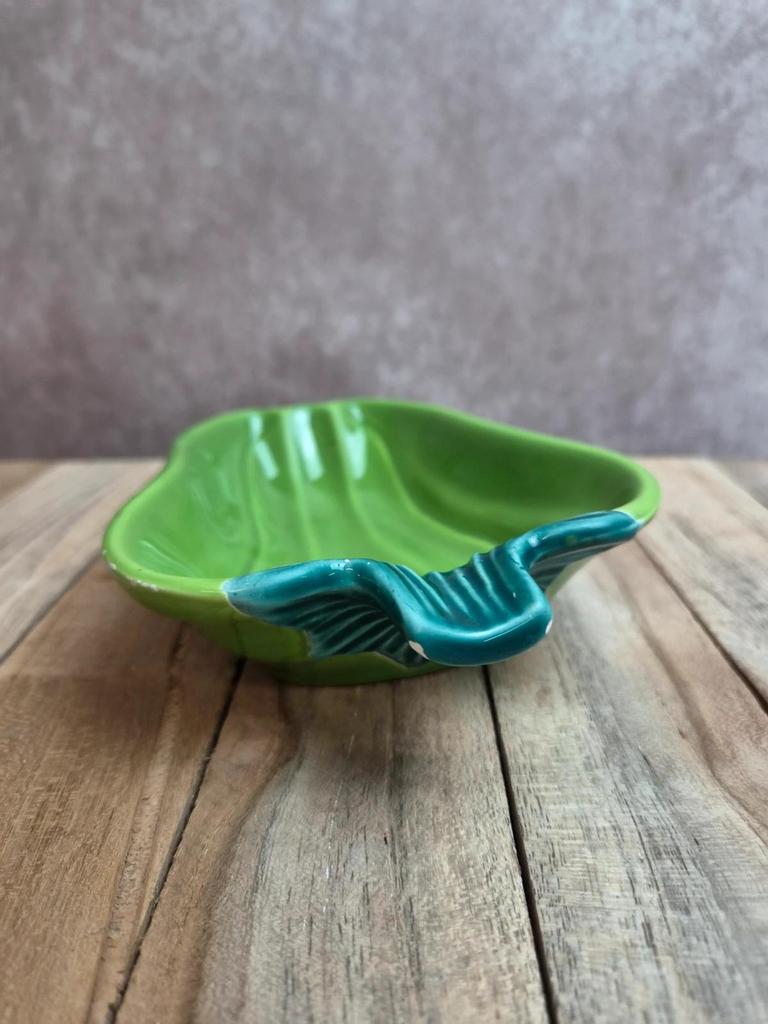Ravier vintage en forme de poivron vert – Céramique colorée rétro années 60/70