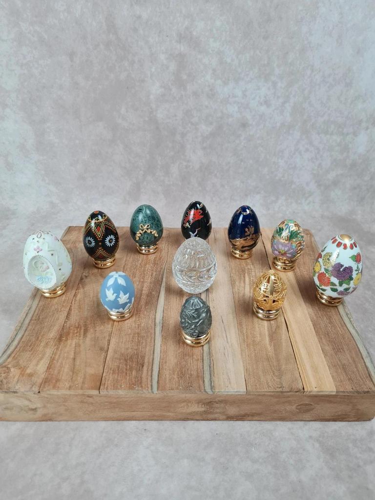 🥚 Oeuf décoratif cloisonné doré – 88fm vintage