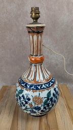 Pied de lampe en faïence style Iznik