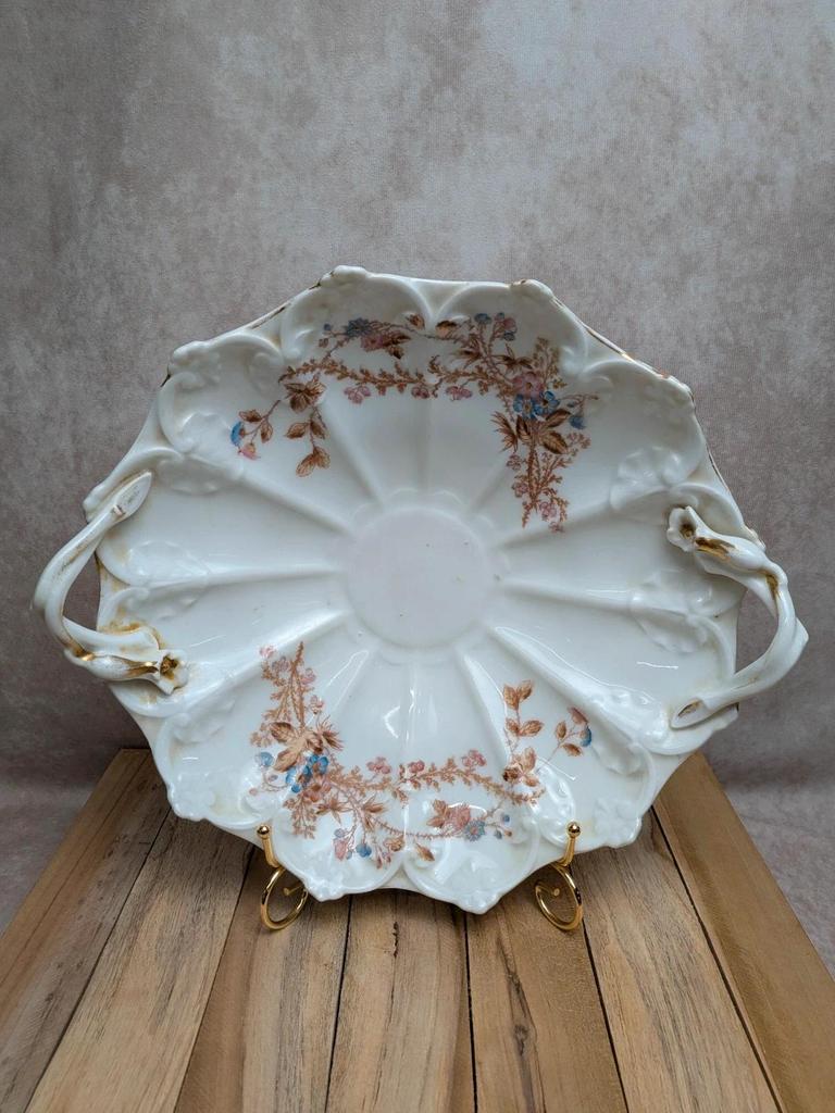 Plat ancien en porcelaine J.p.l France